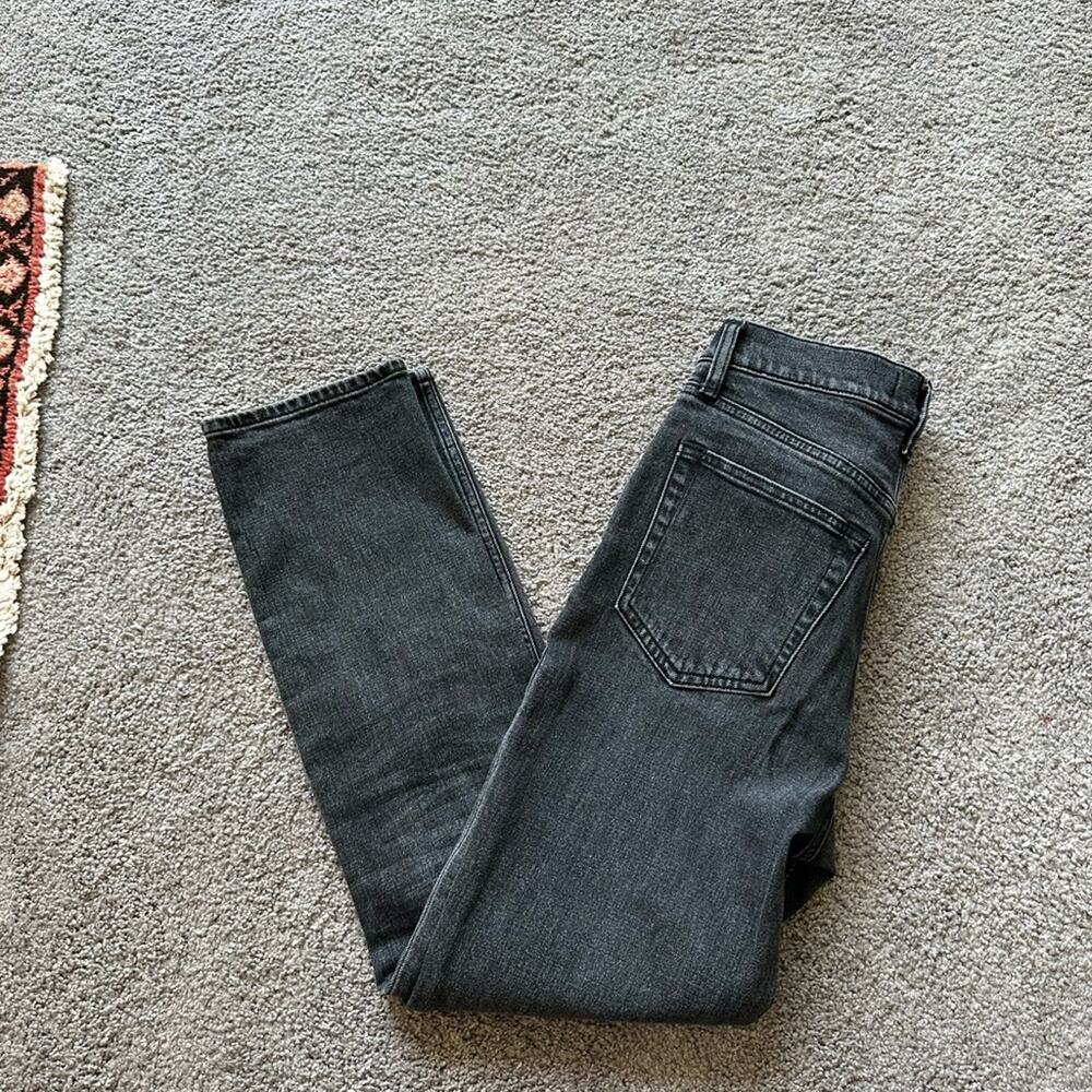 Abercrombie 90s Slim Straight Ultra High Rise Jeans - Picture 7 of 7